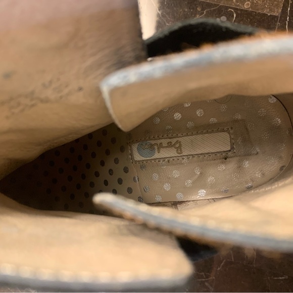 Boden Genuine Leather Wood Block Stacked Heel Calf-Hair Ankle Booties Size 39 - Picture 15 of 16